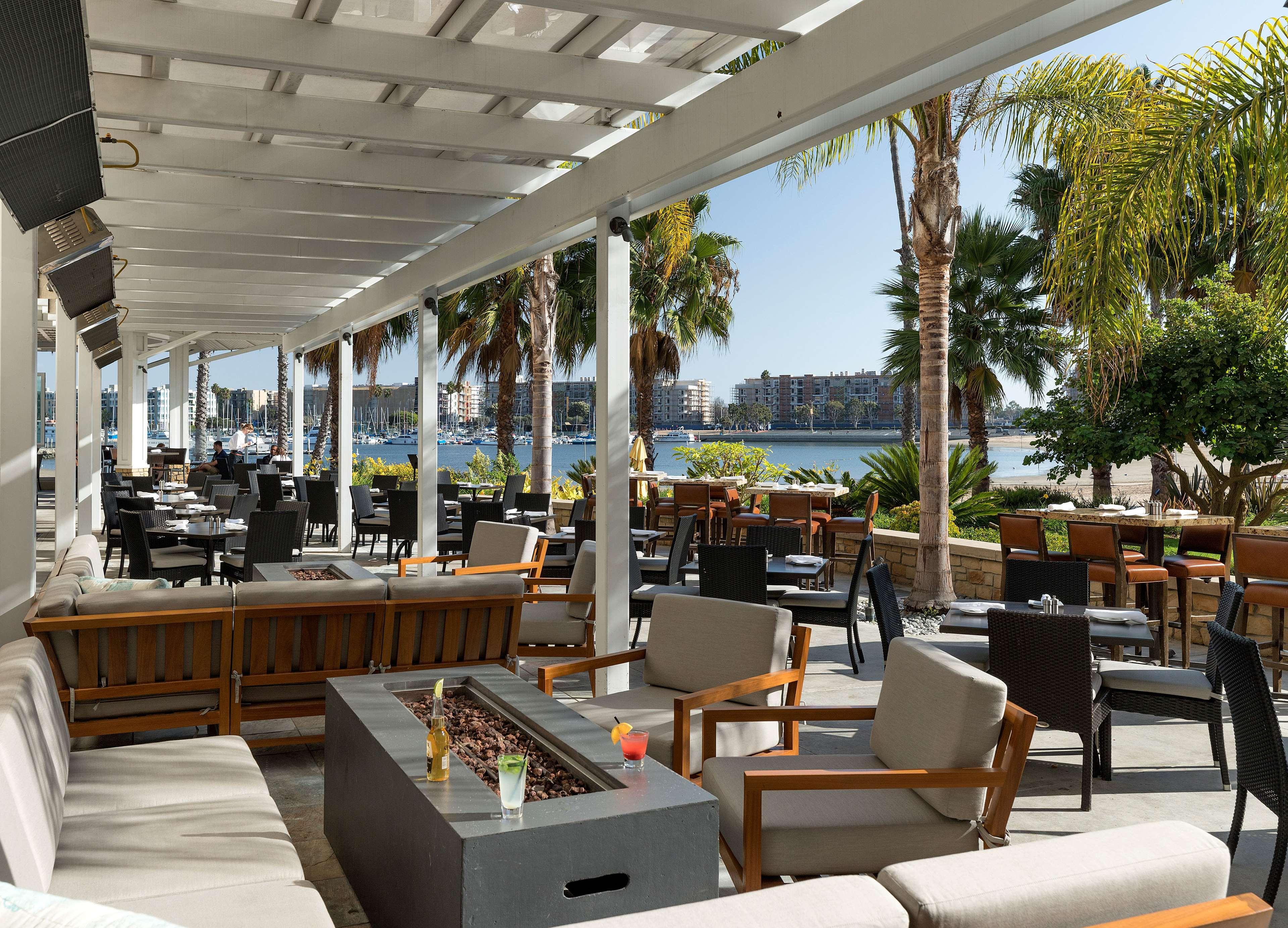 Hotel Jamaica Bay Marina Del Rey Tapestry Collection By Hilton