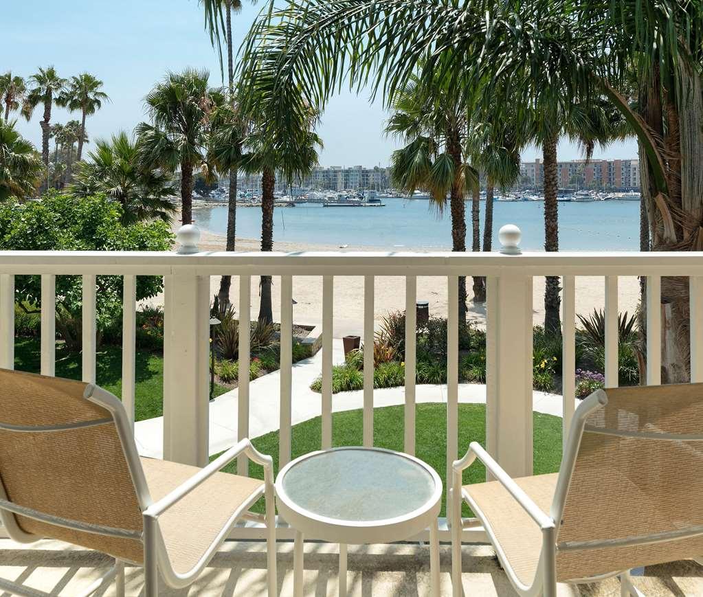 Jamaica Bay Marina Del Rey Tapestry Collection By Hilton Los Angeles