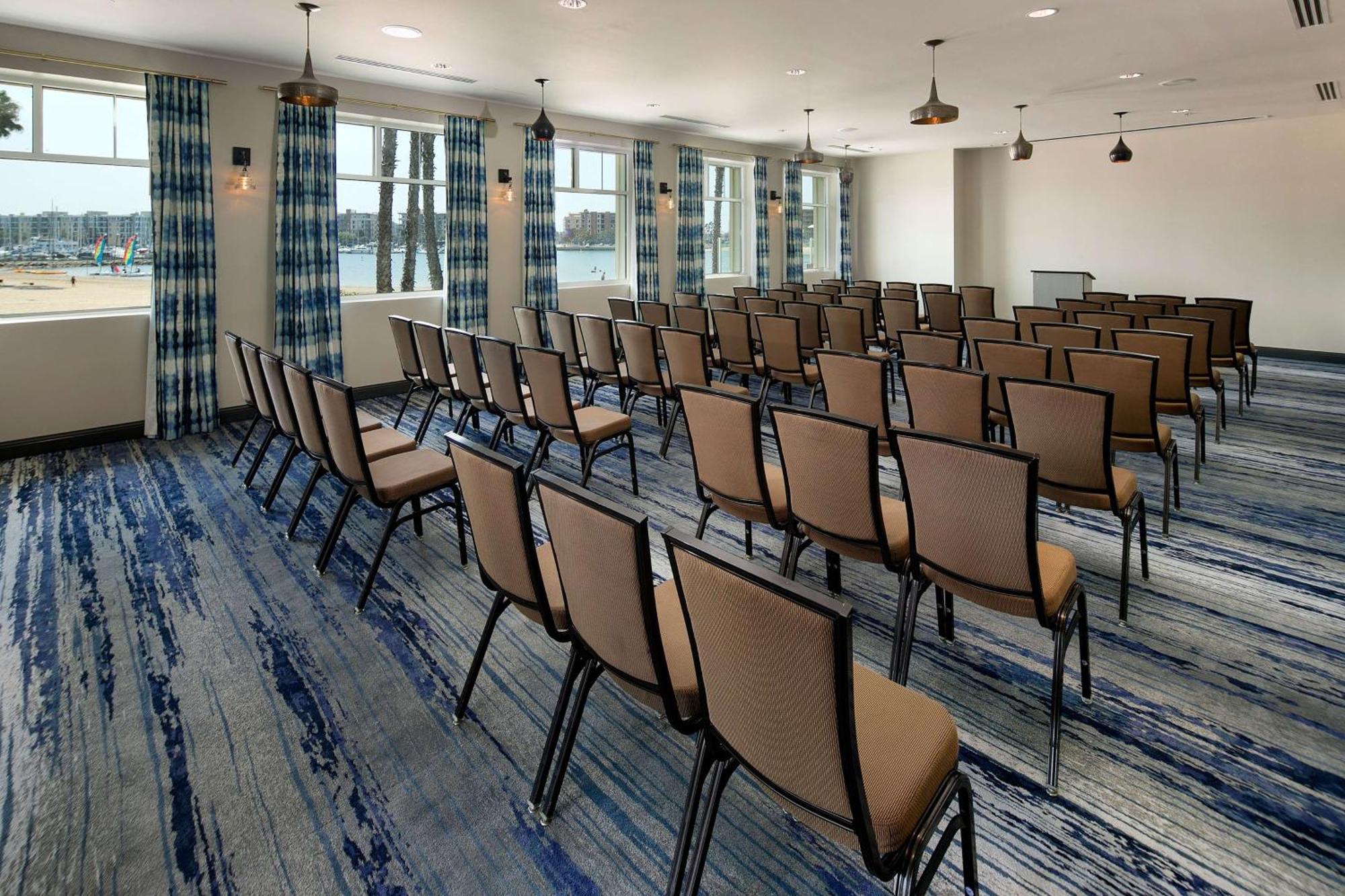 Jamaica Bay Marina Del Rey Tapestry Collection By Hilton 4* Los Angeles