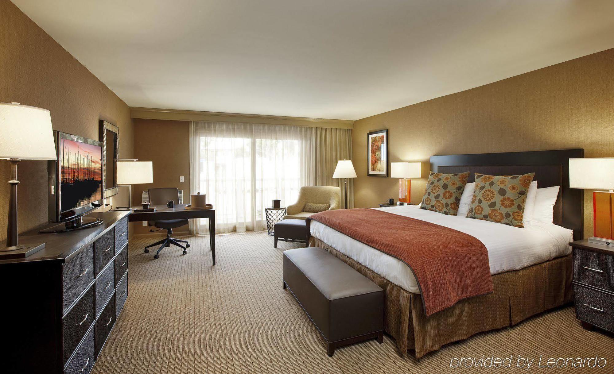 Hotel Jamaica Bay Marina Del Rey Tapestry Collection By Hilton Los Angeles