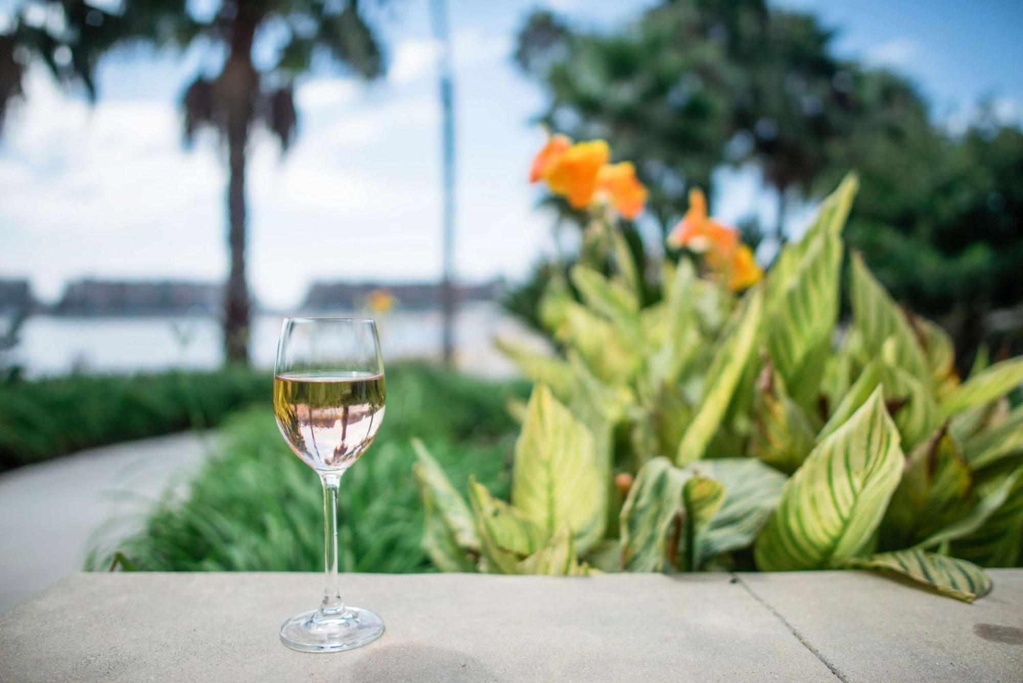 Jamaica Bay Marina Del Rey Tapestry Collection By Hilton Hotel 4*