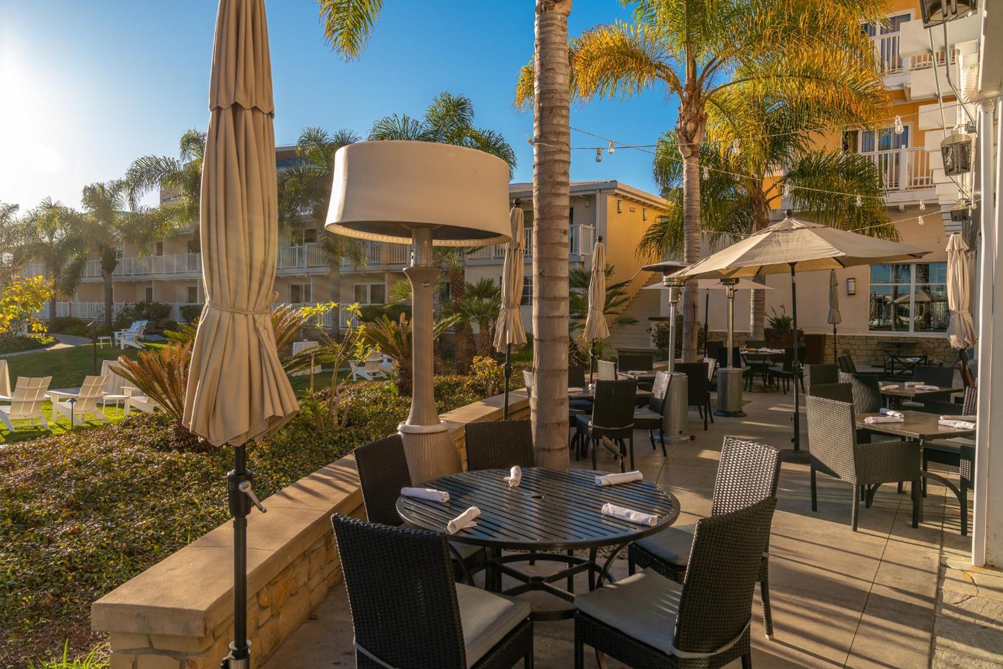 Hotel Jamaica Bay Marina Del Rey Tapestry Collection By Hilton