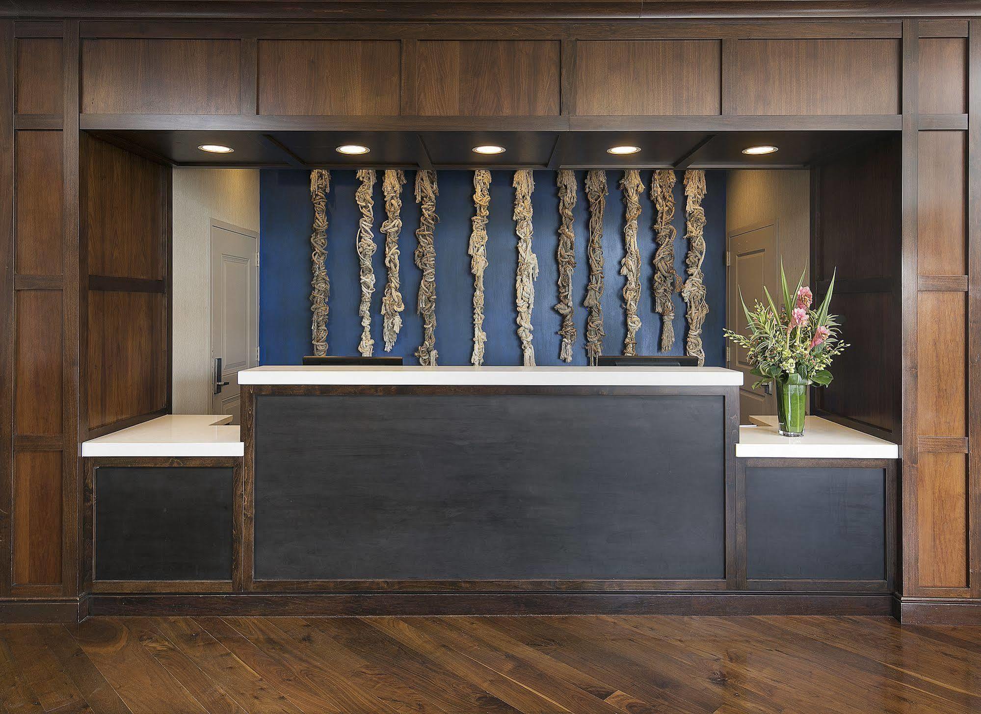 Hotel Jamaica Bay Marina Del Rey Tapestry Collection By Hilton 4*