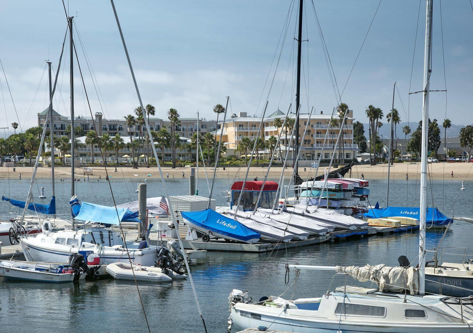 Hotel Jamaica Bay Marina Del Rey Tapestry Collection By Hilton